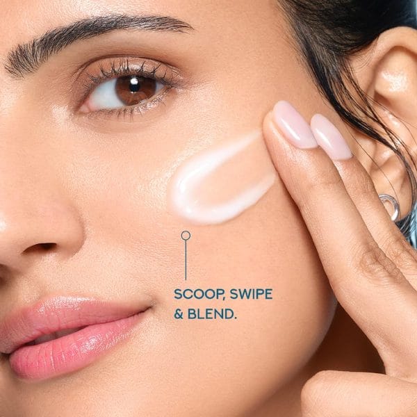 Ponds Super Light Gel Oil Free Face Moisturizer 100 g - Image 4